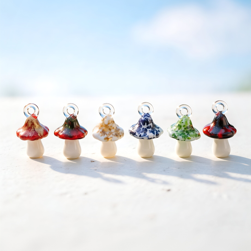 2Pcs Mini Mushroom Charms Dopa - Jewelry Making Event recensie en prijs