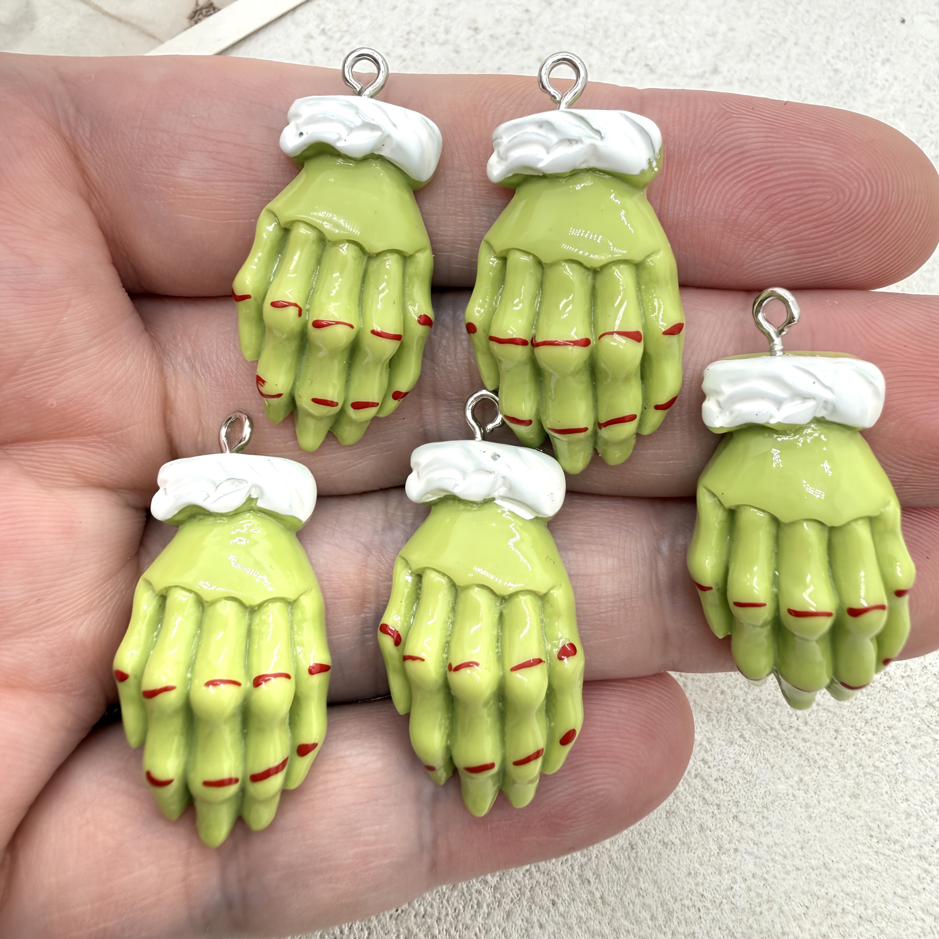 10/30/60Pcs Resin Green Demon  - Jewelry Making Event recensie en prijs