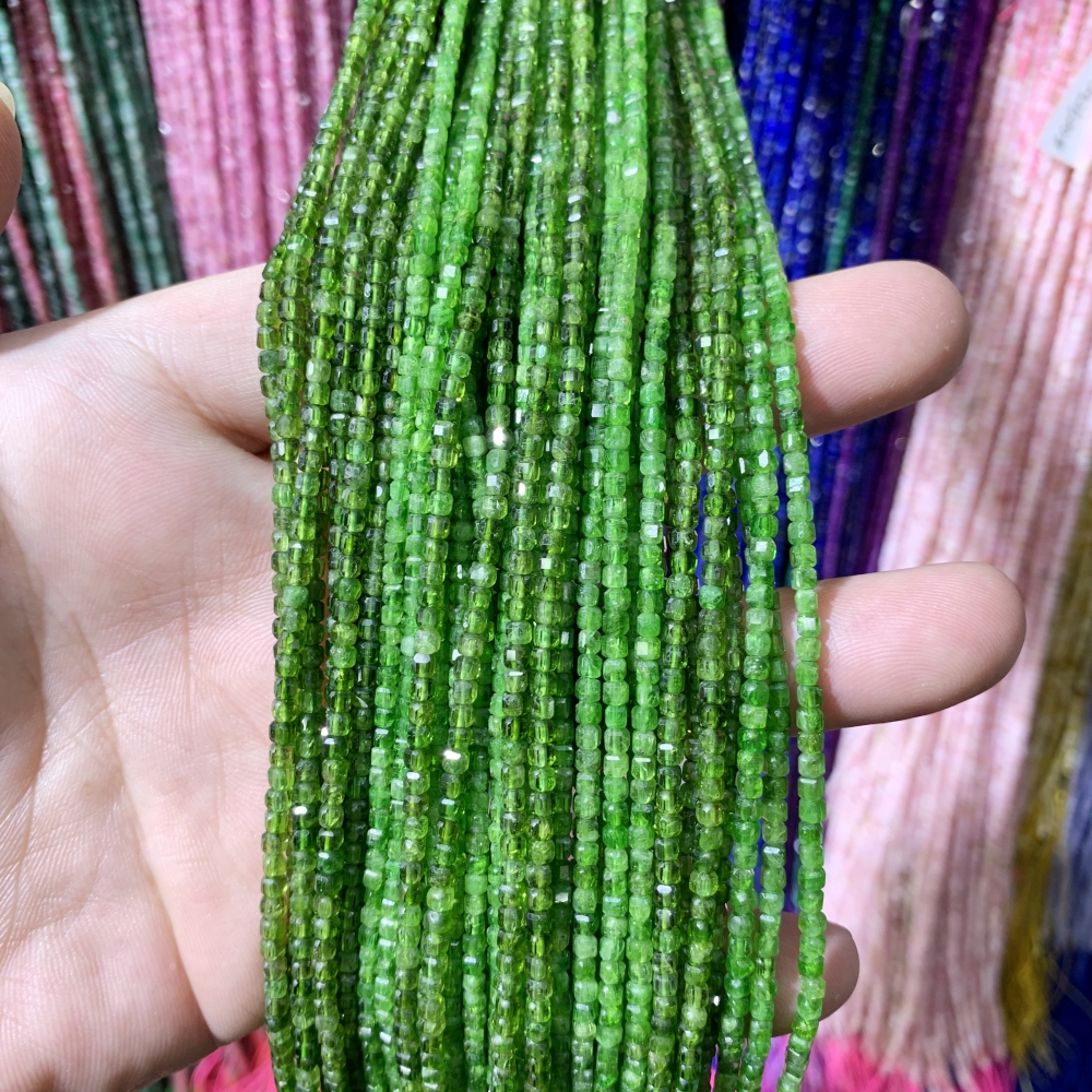 Natural Diopside Peridot 2mm F - Jewelry Making Classes recensie en prijs